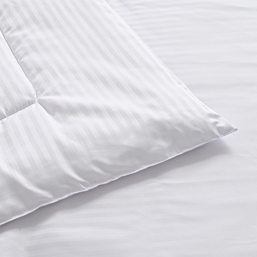 THE OPULENT LUXURY -- Hush Haven 6-Piece Summer Striped Comforter Set - inc Comforter, Fitted Sheet, 2xHousewife - 2xOxford Pillowcase (King, 225 x 220cm) - White