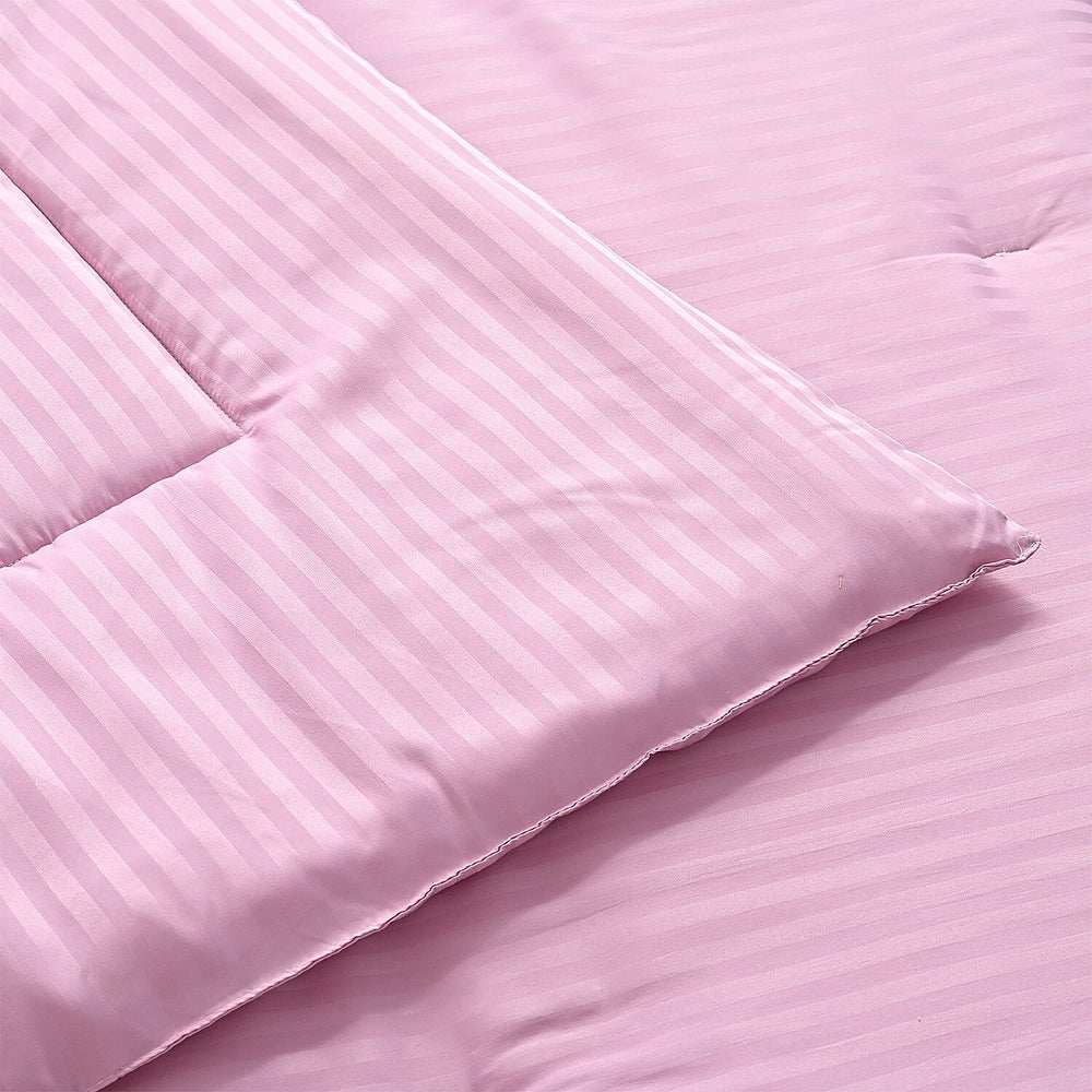 THE OPULENT LUXURY -- Hush Haven 6-Piece Summer Striped Comforter Set - inc Comforter, Fitted Sheet, 2xHousewife - 2xOxford Pillowcase (200 x 200cm) - Pink
