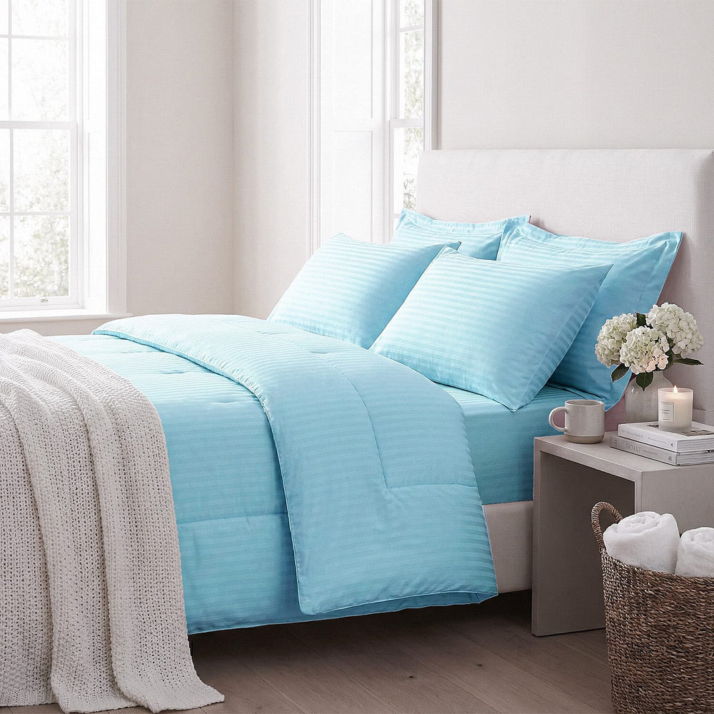 Hush Haven 6-Piece Summer Striped Comforter Set - inc Comforter, Fitted Sheet, 2xHousewife - 2xOxford Pillowcase (King, 225 x 220cm) - Turquoise