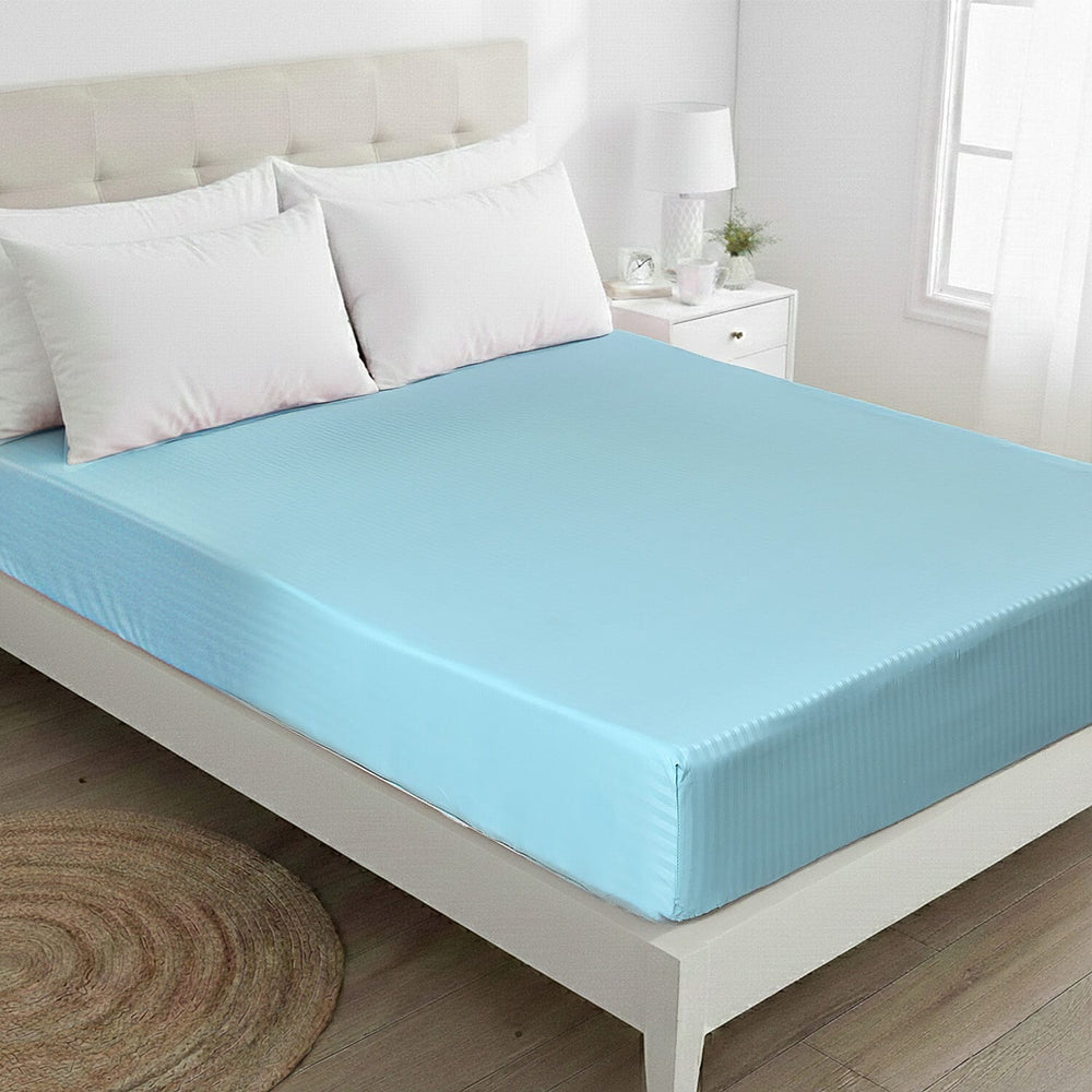 Hush Haven 6-Piece Summer Striped Comforter Set - inc Comforter, Fitted Sheet, 2xHousewife - 2xOxford Pillowcase (King, 225 x 220cm) - Turquoise