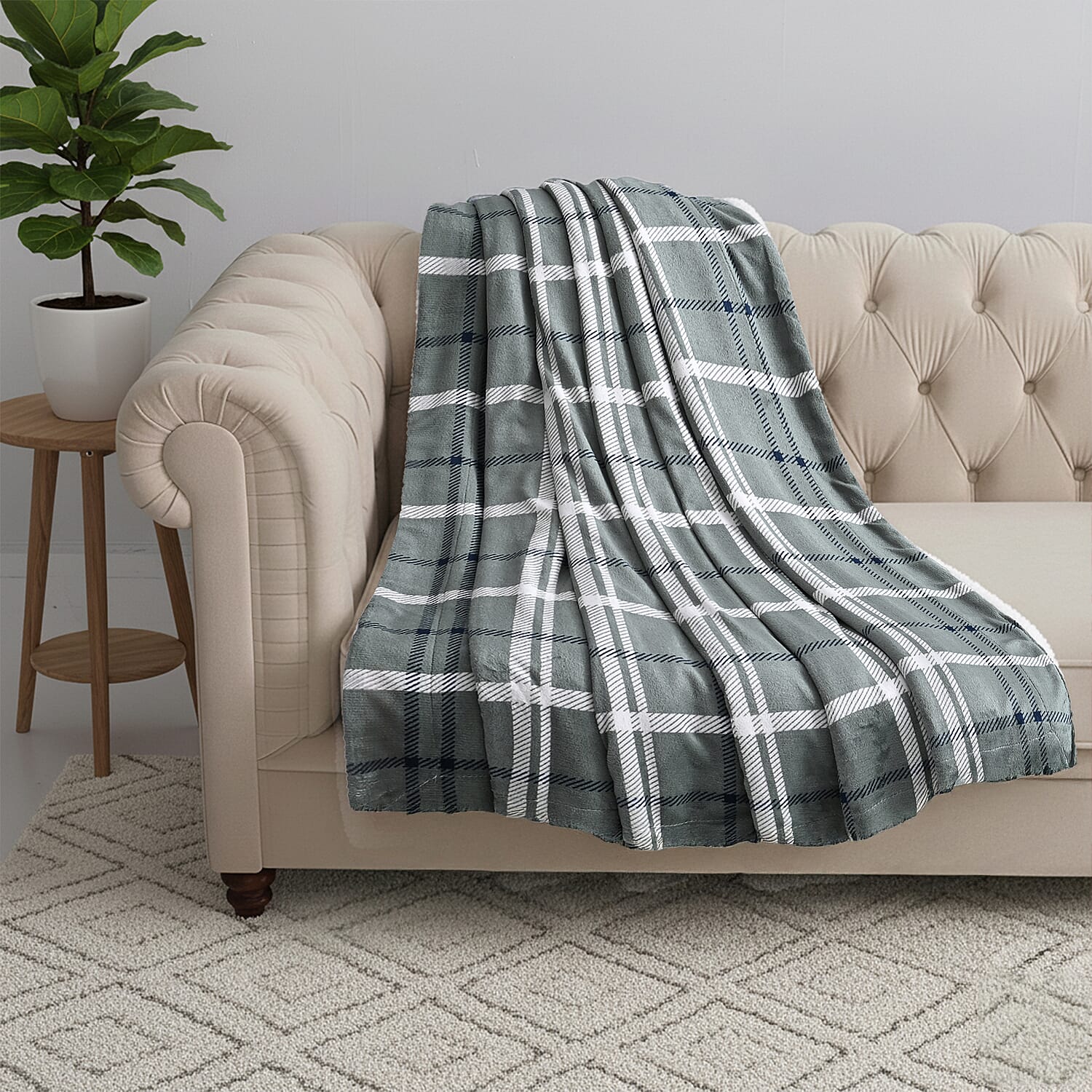Hush Haven Ultra Soft Designer Inpired  Double Layer SHERPA Blanket (150 x 200 cm) -Green