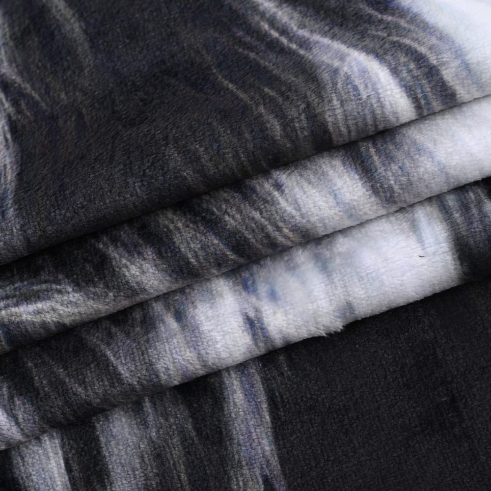 Hush Haven Digital Lion Print Flannel Cozy Blanket (200x150cm) - Black - White