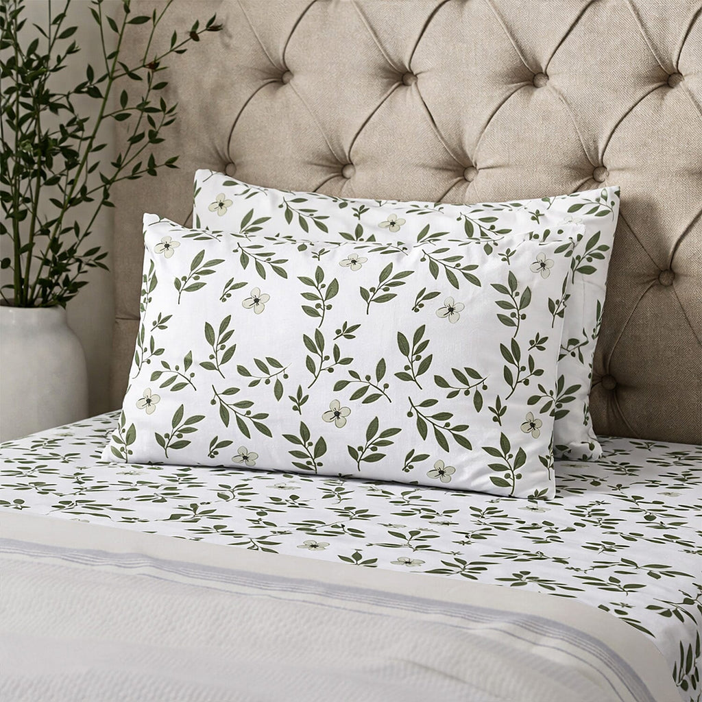 Hush Haven 6-Piece Floral Digital Print Duvet Set - inc. Reversible Quilt Cover, Fitted Sheet, 2 Housewife Pillowcases and 2 Oxford Pillowcases (200 x 200cm) - Green - White