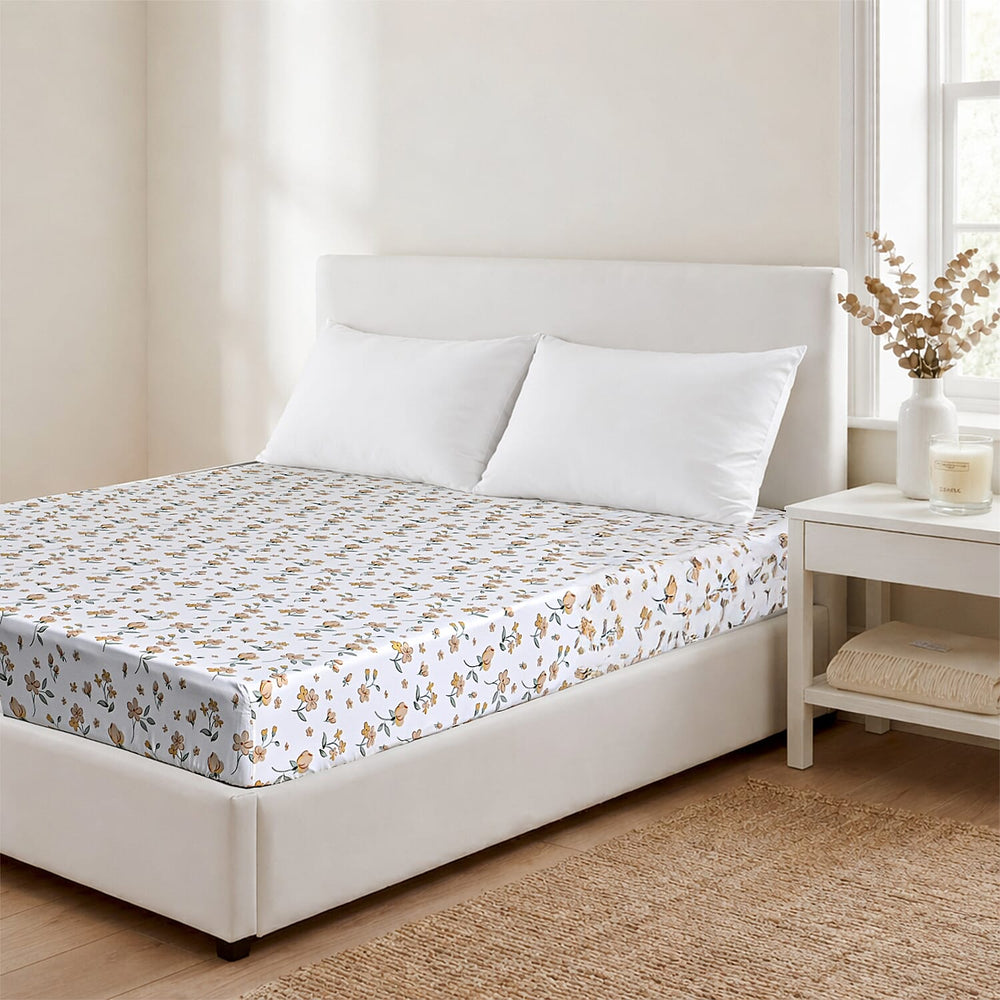 Hush Haven 6-Piece Floral Digital Print Duvet Set - inc. Reversible Quilt Cover, Fitted Sheet, 2 Housewife Pillowcases and 2 Oxford Pillowcases (200 x 200cm) - White - Porange