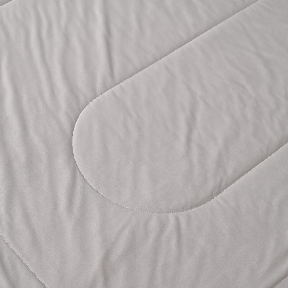 Hush Haven Reversible Two-Tone Patterned Ultra-Cooling Quilt (Size 229X173cm) - Grey