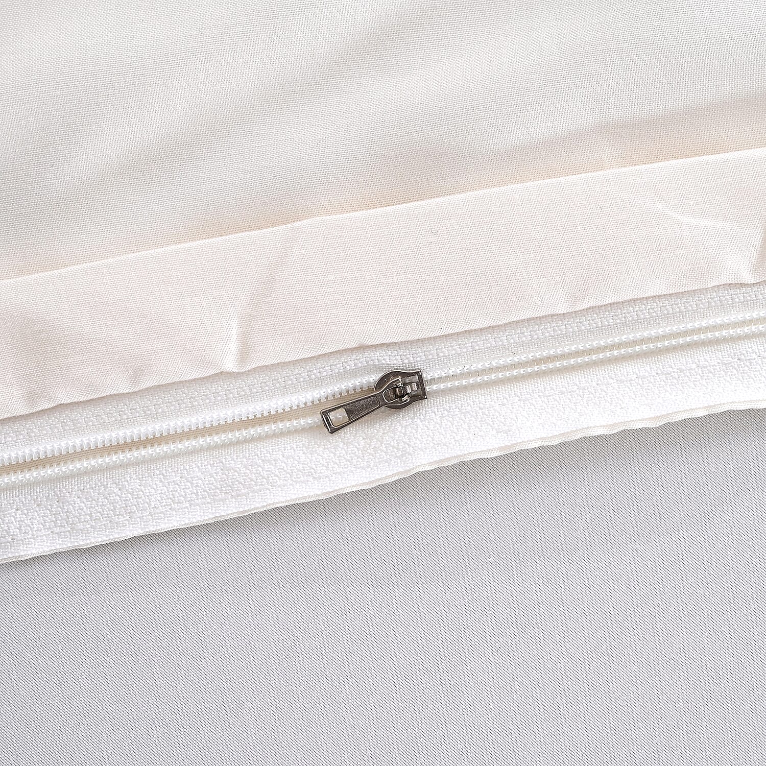 Hush Haven Set of 6 Cotton Solid Colour Duvet Cover Set- 2 Pillowcases, 1 Duvet Cover - 1 Fitted Sheet (Size 200x200cm) - Off White