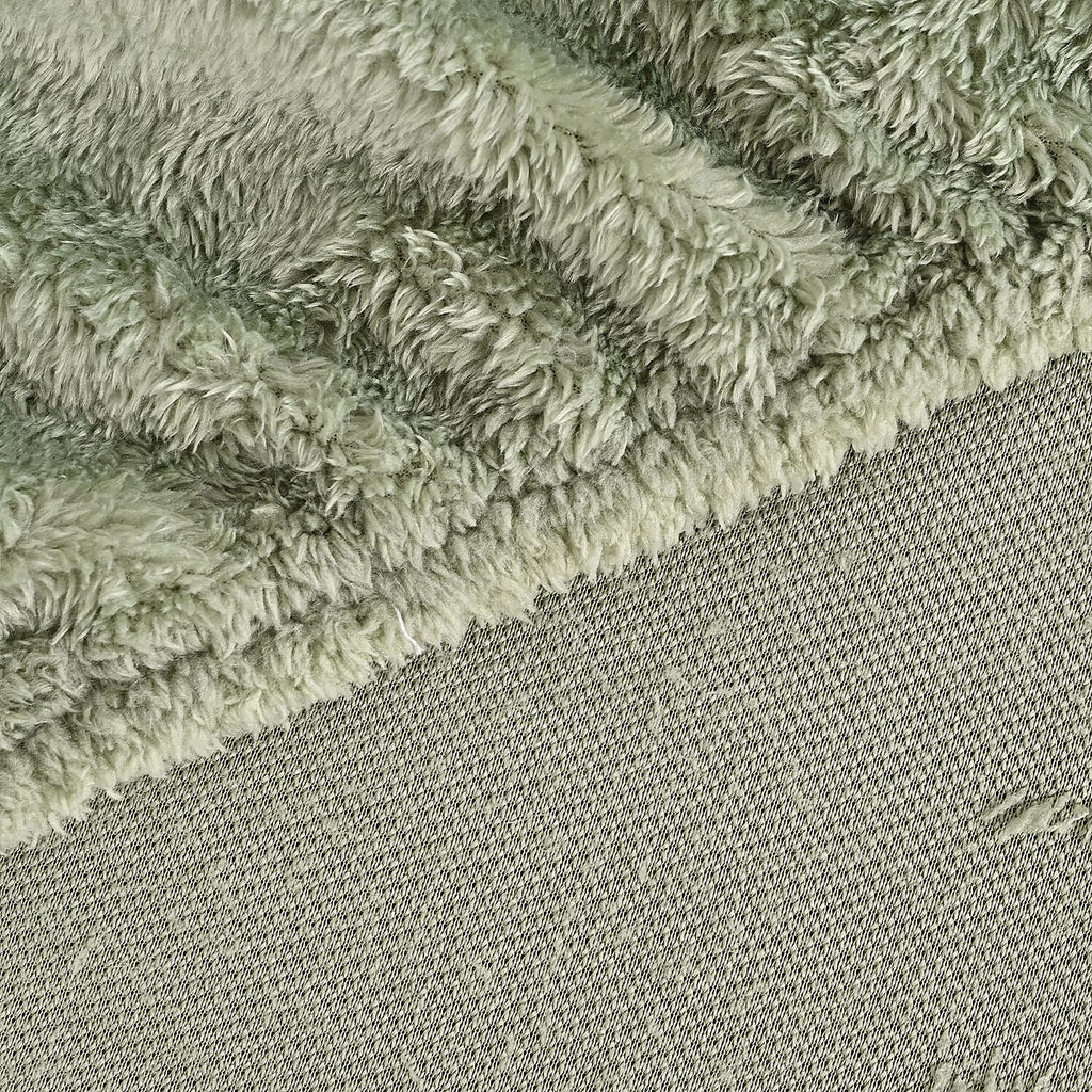 Hush Haven 4 Piece Luxury Teddy Fleece Duvet Cover Set - Inc. 1 Duvet Cover, 1 Fitted Sheet with 2 Pillowcases (Double) - Green