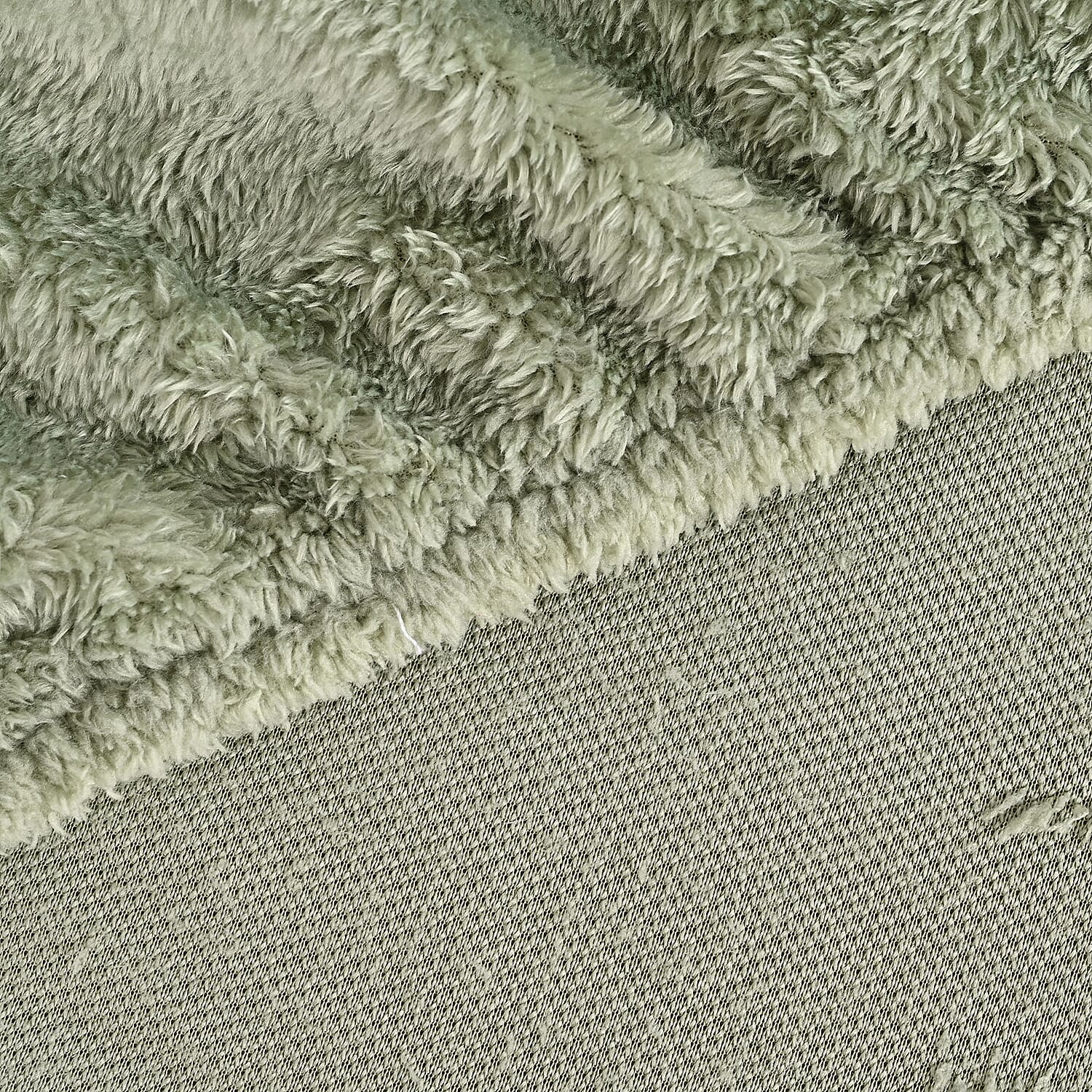Hush Haven 4 Piece Luxury Teddy Fleece Duvet Cover Set - Inc. 1 Duvet Cover, 1 Fitted Sheet with 2 Pillowcases (Double) - Green
