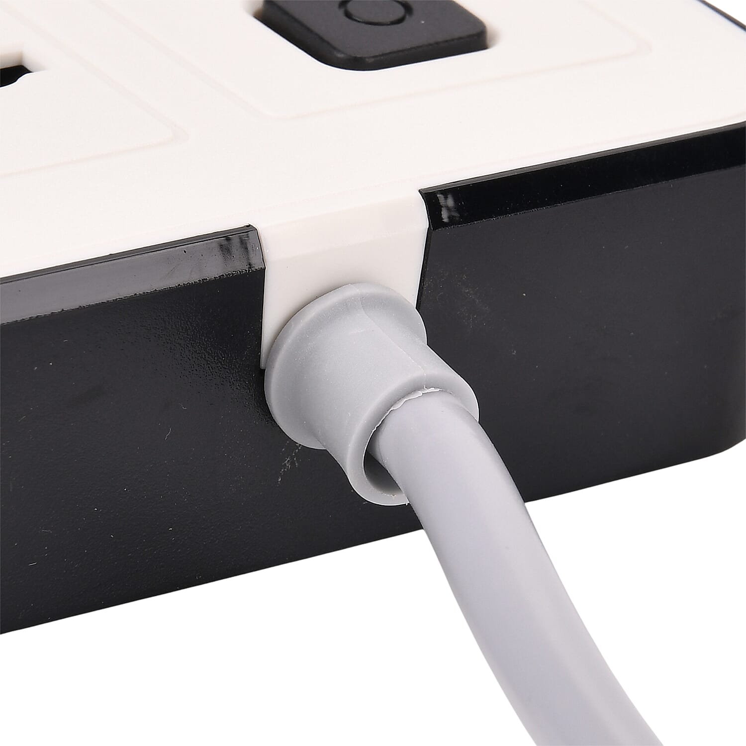 EVERY HOME MUST HAVE - Multi-Functional 6 Plug Socket With 3 Usb Port And A Type C Port- 2 Meter Cable (220-250V) - Black