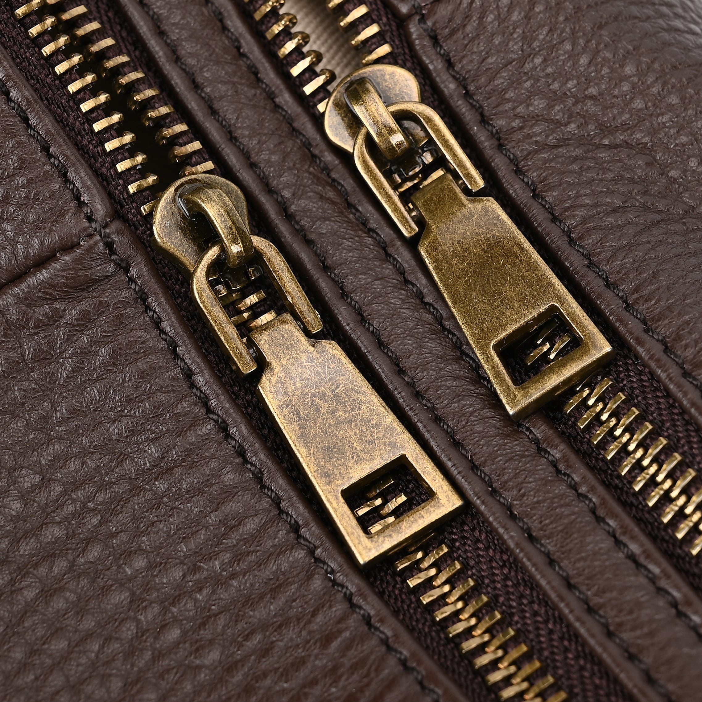 Genuine Leather Sumptuous Crossbody Bag - Coffee