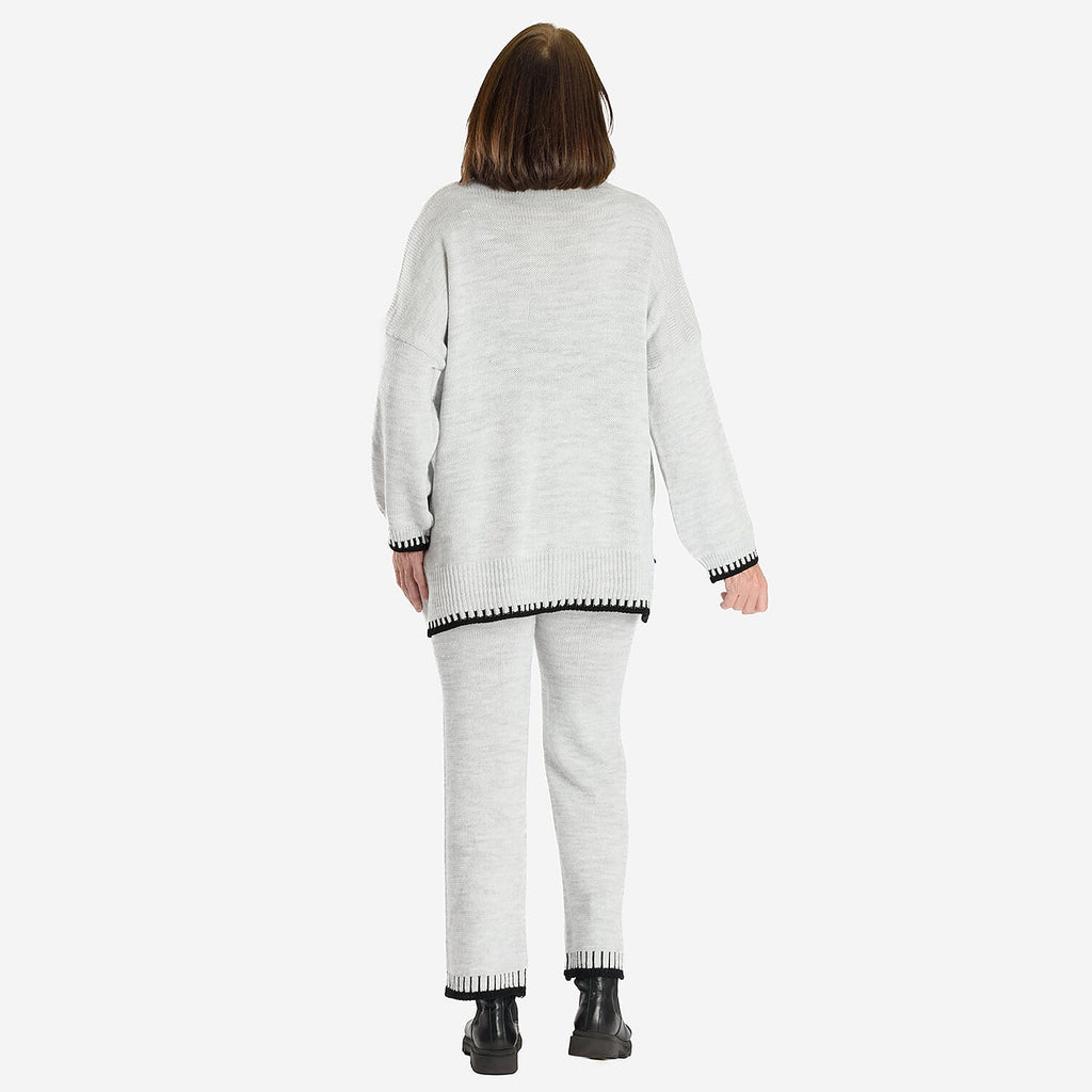 Women’s Knitted Cropped Wide-Leg Trousers with Contrast Stitch Hem