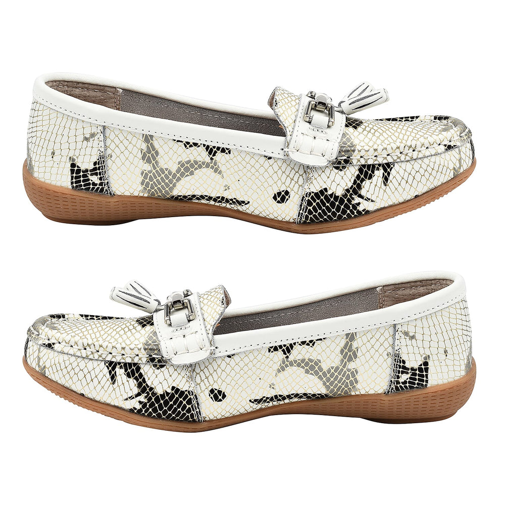ELSINKI Womens Slip On Leather Animal Print Tassle Loafer (Size 4) - Black & White