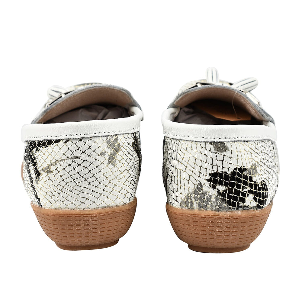 ELSINKI Womens Slip On Leather Animal Print Tassle Loafer (Size 4) - Black & White