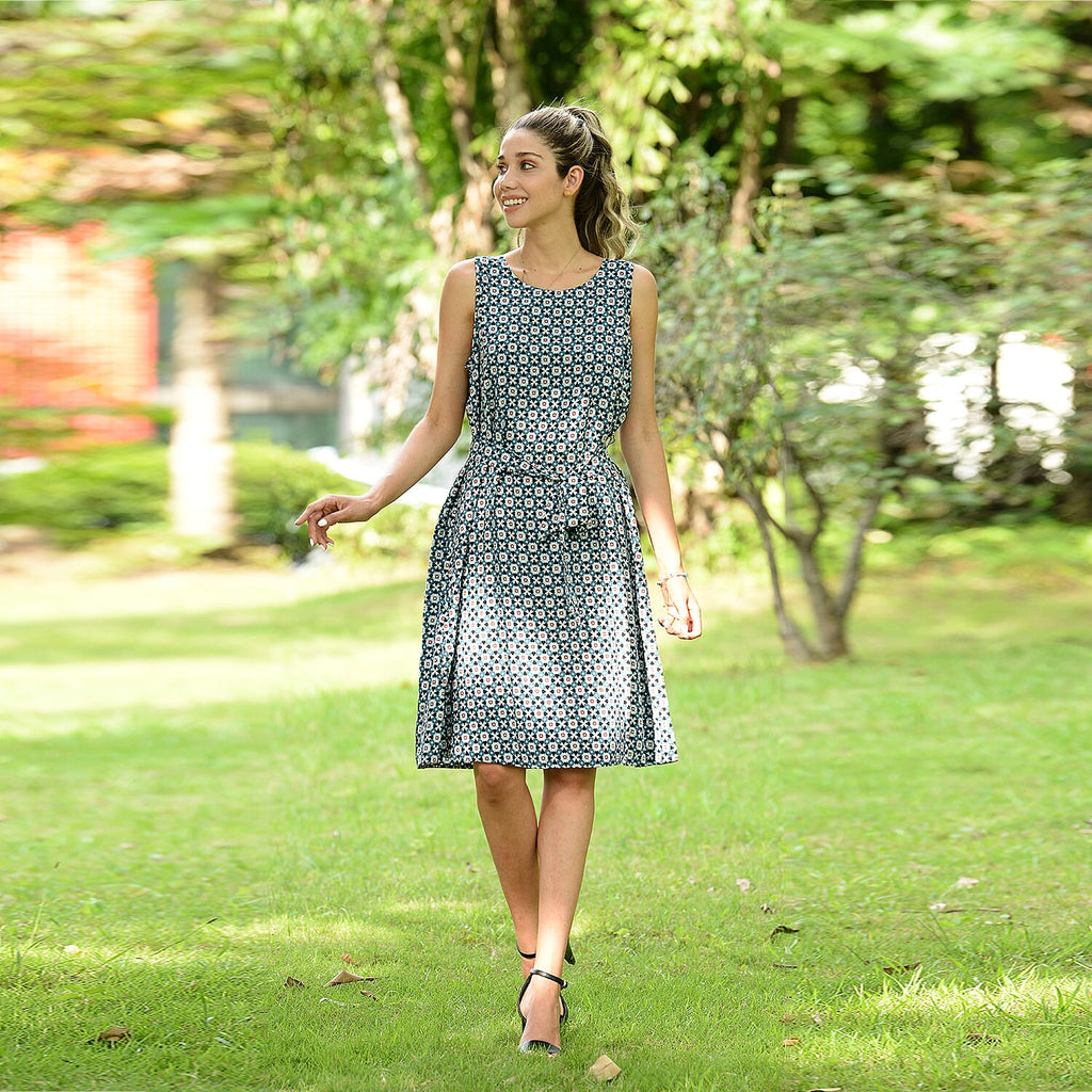 LA MAREY Viscose Striking Geometric Pattern Sleeveless Dress (Size S / 8-10) - Teal Green & Multi