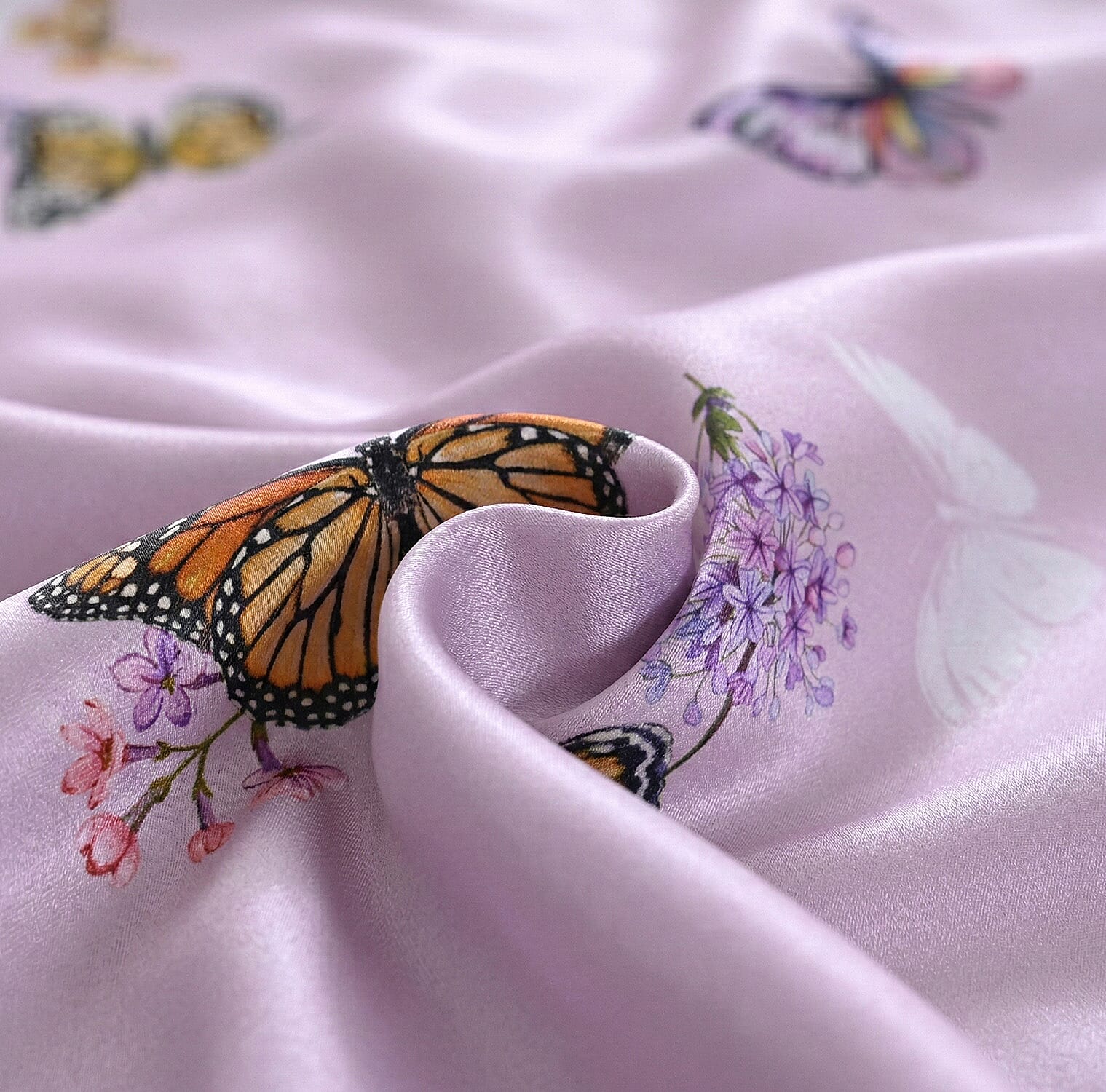 LA Marey Signature Set of 3 100% Mulberry Silk Fitted Sheets & 2 MOP Button Pillowcases (190 x 135 cm)- Pink