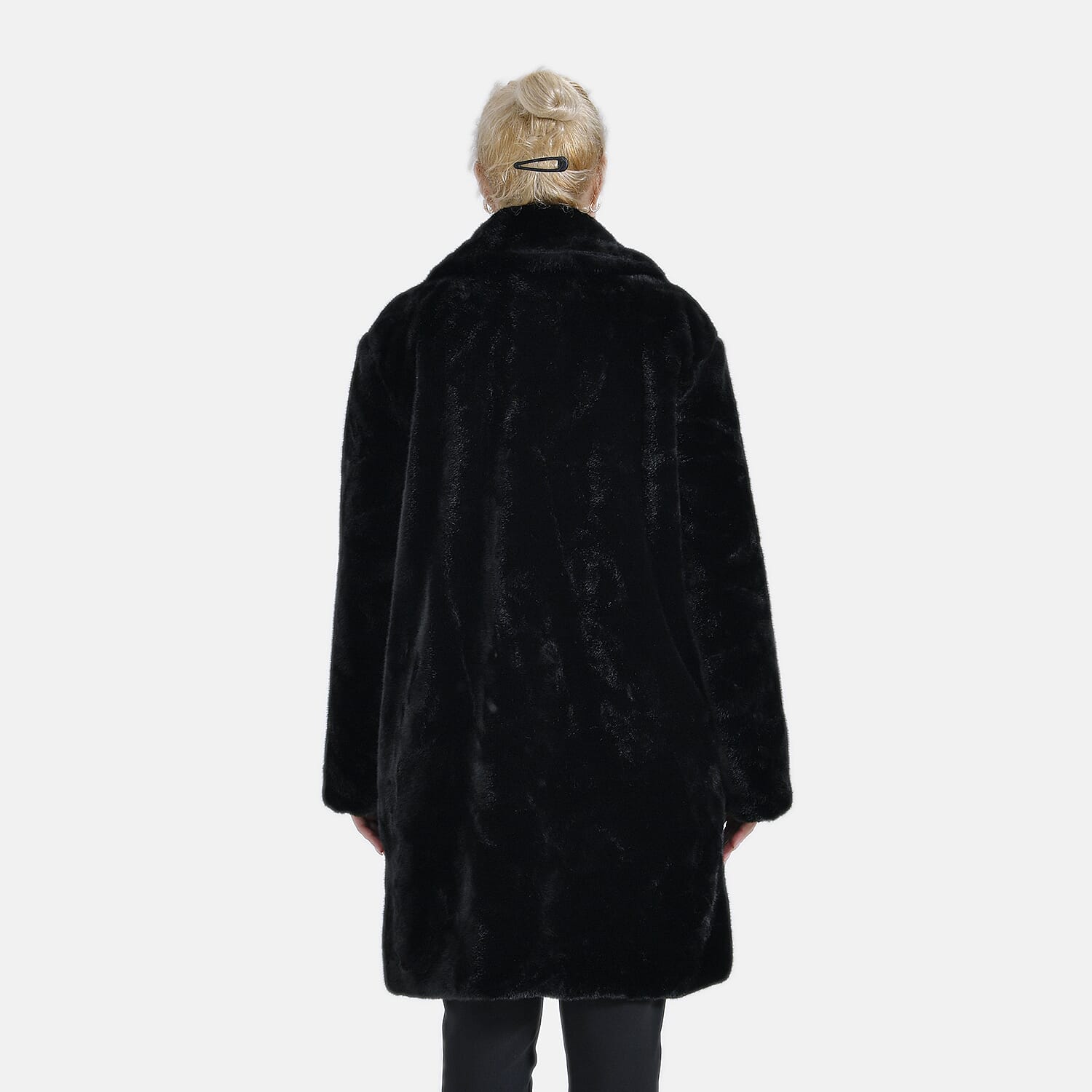 La Marey Plush Button-up Faux Fur Coat (S-M  8-14) - Black
