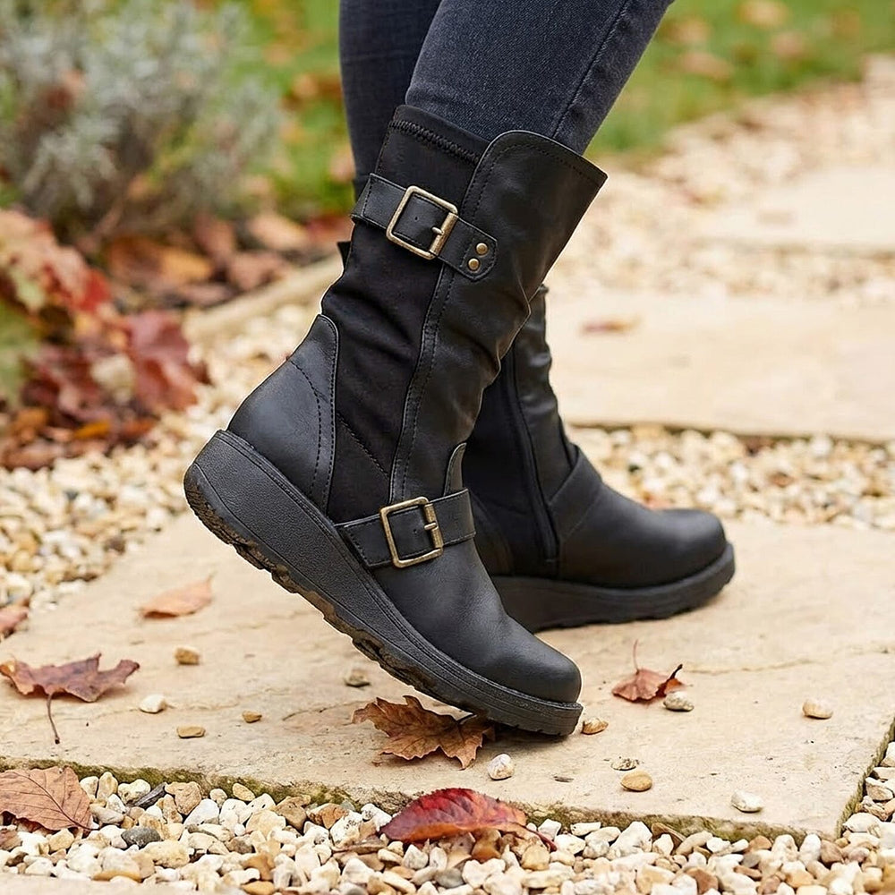 Ladies Shoe (Size 5) - Black