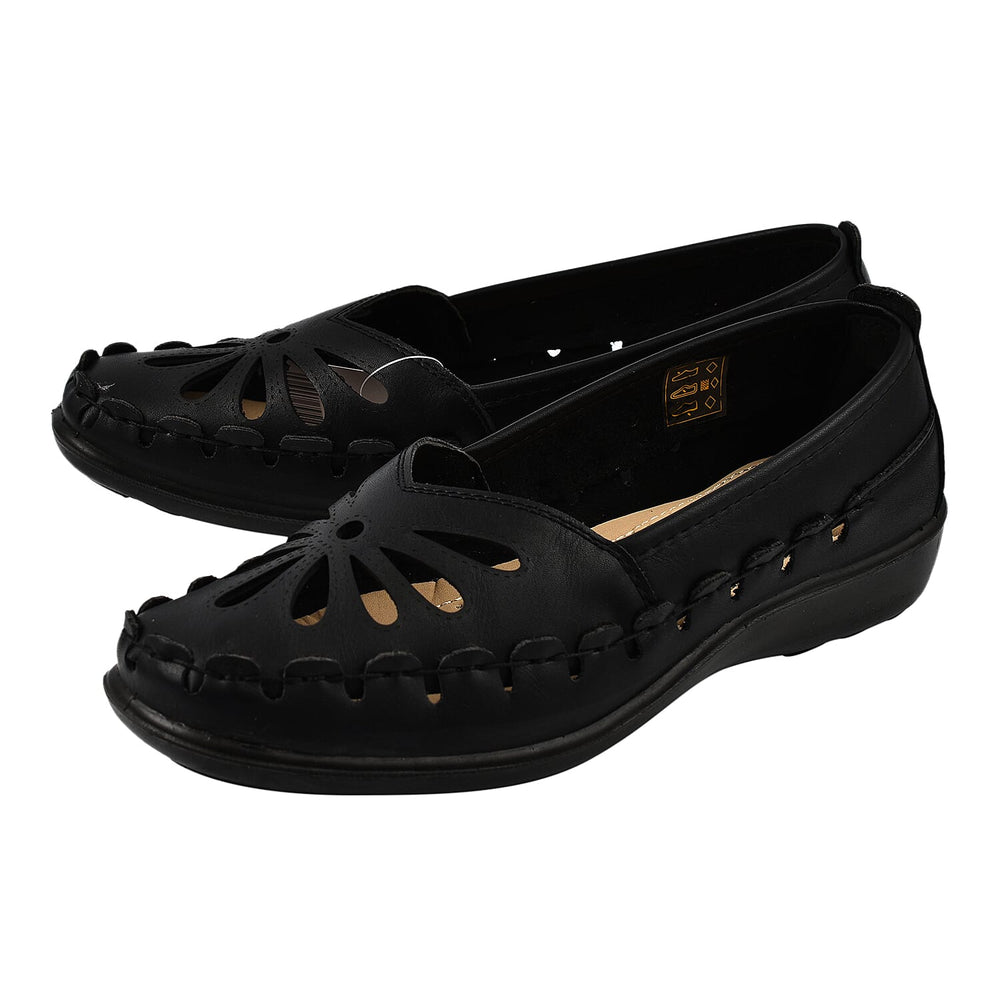 Shoe Tree Comfort Palma Lightweight Slip On Shoe (Size 3) - Black