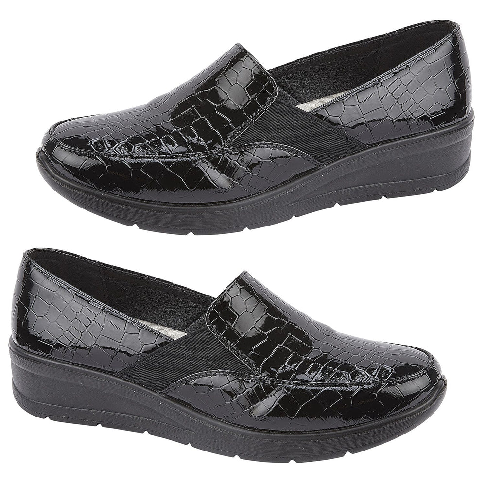 Ladies Shoe (Size 4) - Black Croc