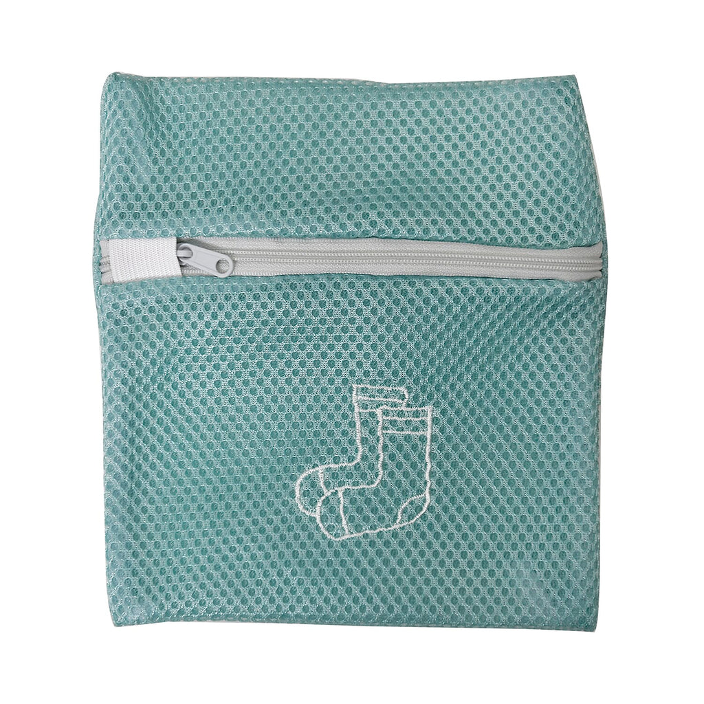 Set of 6 Embroidered Machine Laundry Bags- 1 extra large size(50x60cm), 1 large size(40x50cm), 1 medium size(30x40cm), 1 bra bag(16x18cm), 1 large round bag(20x30cm) - Green