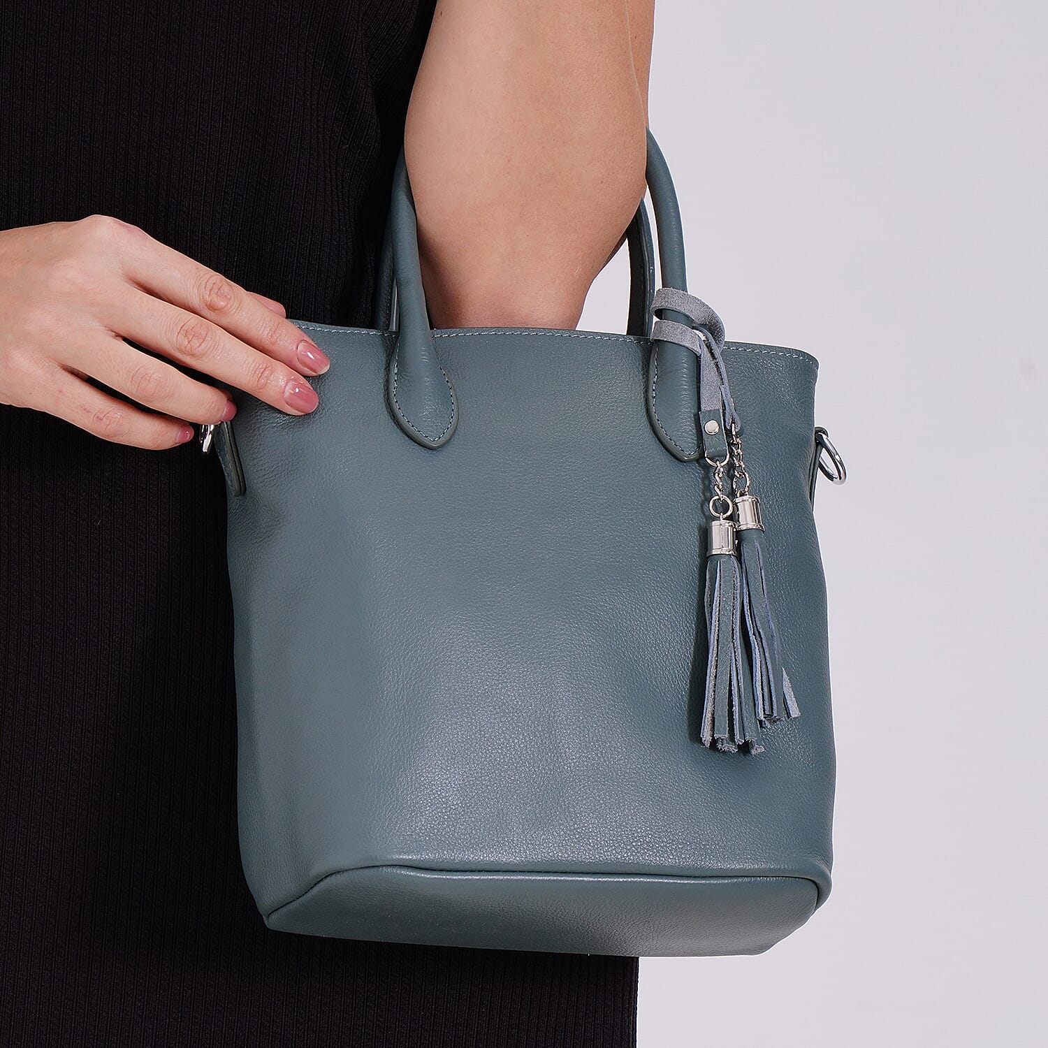 Leather Patterned Crossbody Bag (Size 22x10x24 cm) - Blue & Black