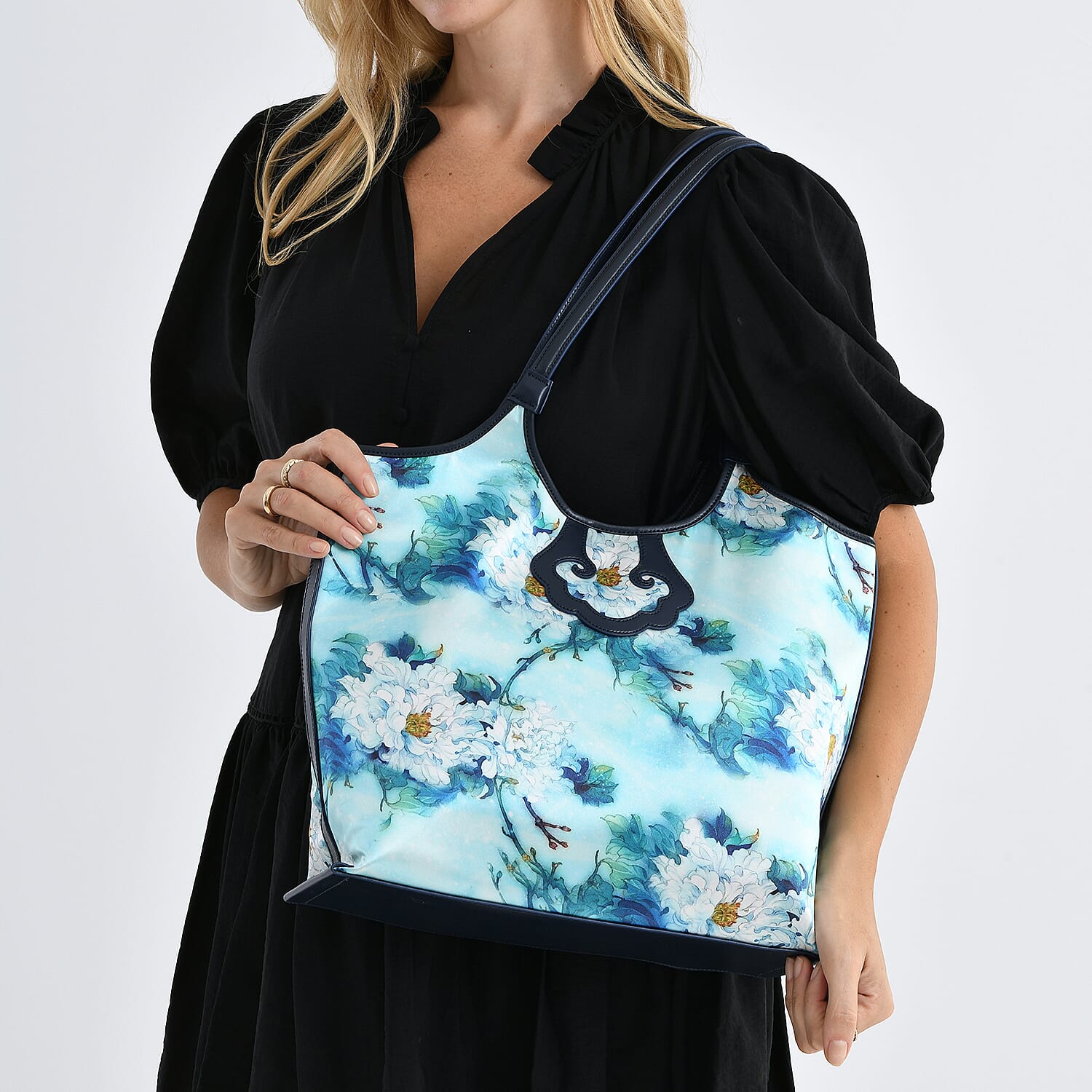 Silk Shaped by Generations - Limited Edition - Genuine Leather Tote Bag with Floral Mulberry Silk Art - Light Blue