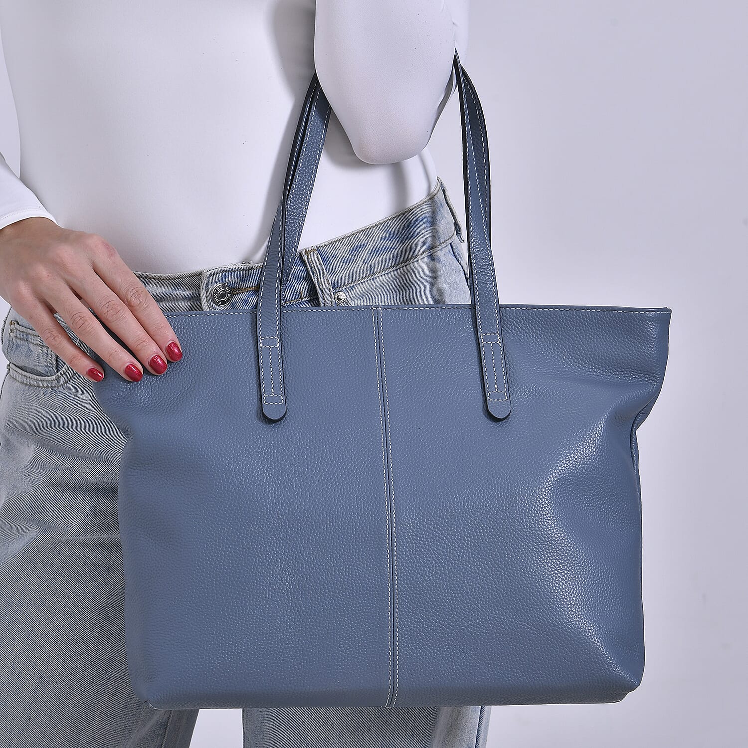 Closeout Deal - SUMPTUOUS 100% Genuine Leather Tote Bag - Blue