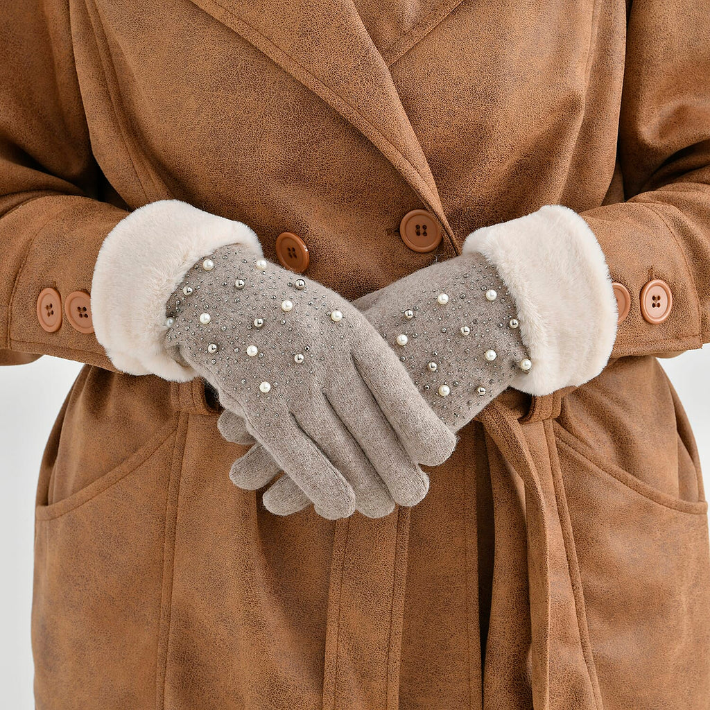 Luxurious Cashmere Beaded Gloves with Faux Fur Cuffs - Beige