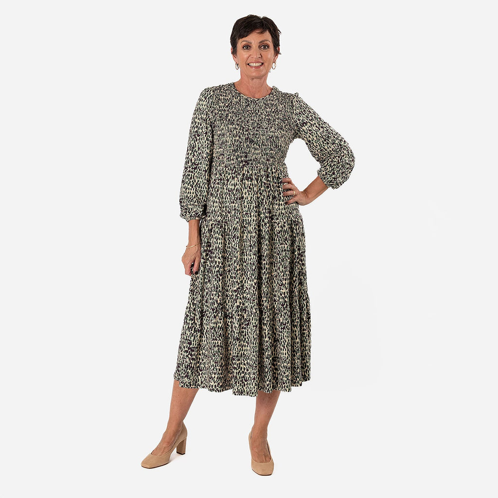 - Maisi Soft Touch Dotty Print Shirred Dress (Size - M) - Green