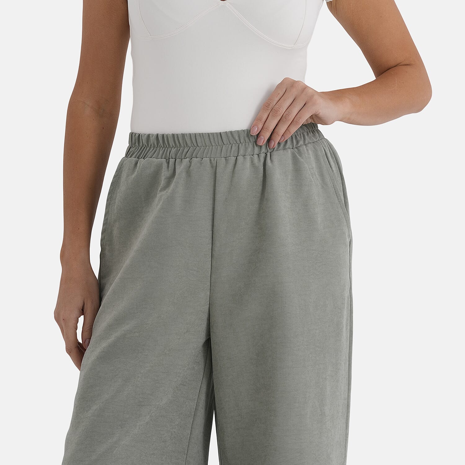- Maisi Relaxed Fit Wide Leg Lounge Trousers (Size - M) - Basil Green