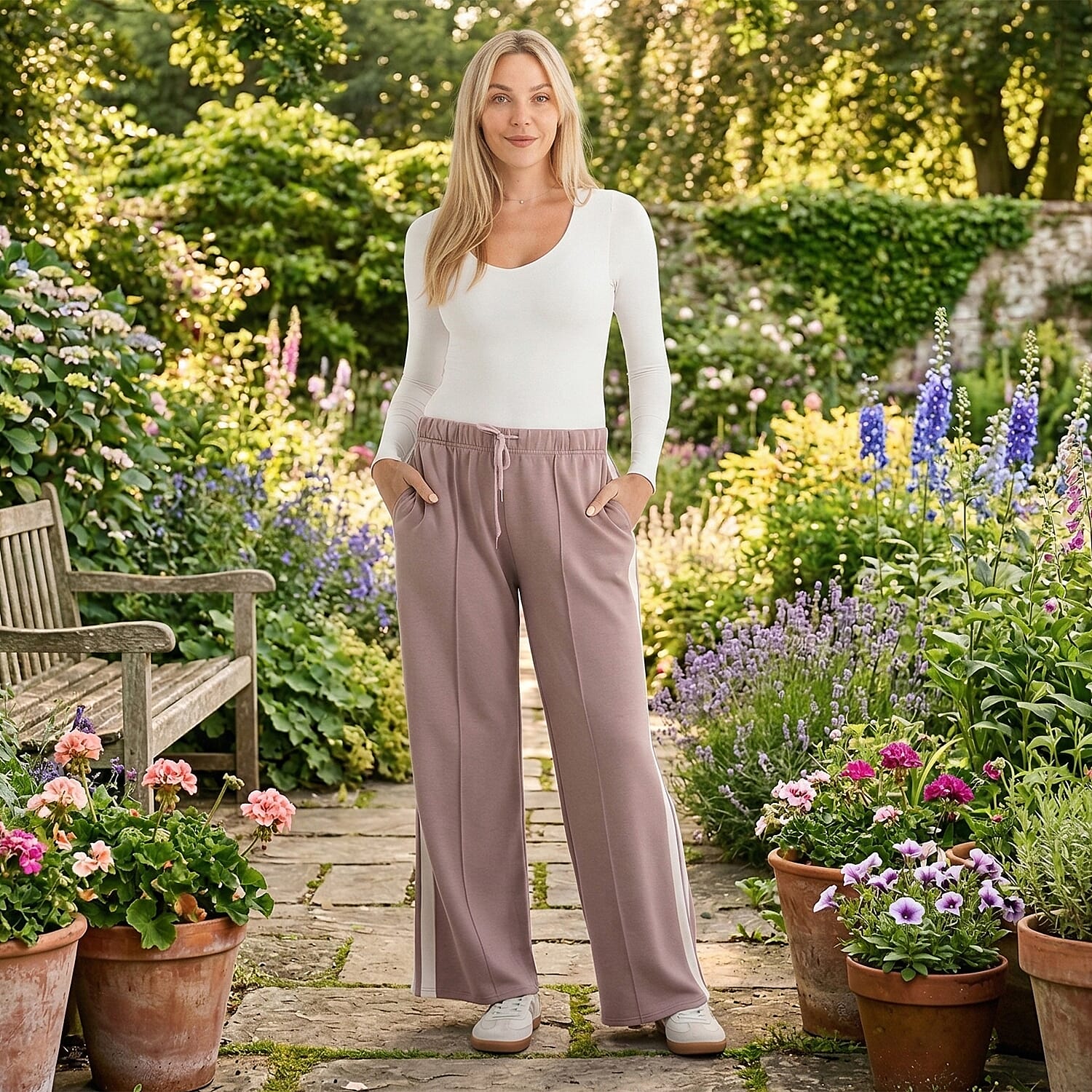 - Maisi Side Stripe Wide-Leg Trousers (Size S) - Soft Pink