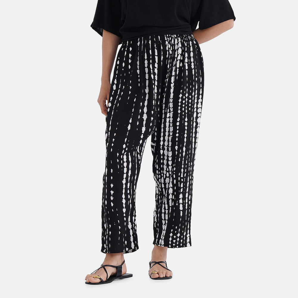 & Maisi Printed Loungwear  - Black & Black