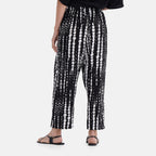 & Maisi Printed Loungwear  - Black & Black