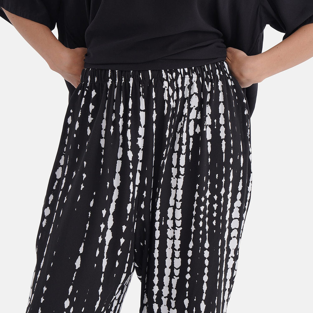 & Maisi Printed Loungwear  - Black & Black