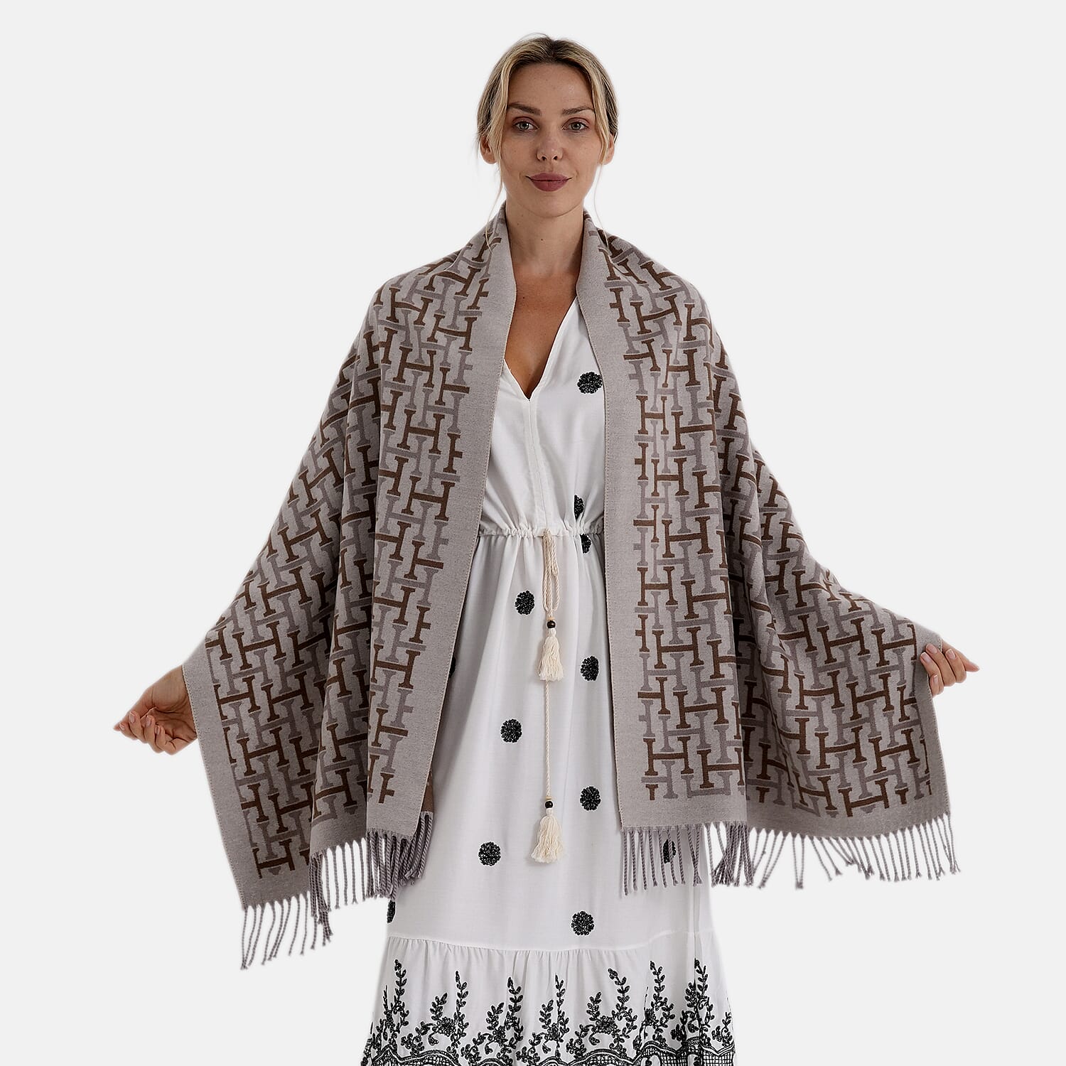 - Maisi Geometric Print Tassel Scarf (65 x 180cm) - Beige