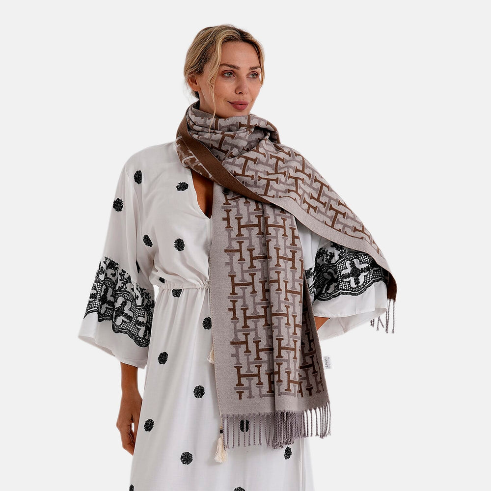 - Maisi Geometric Print Tassel Scarf (65 x 180cm) - Beige