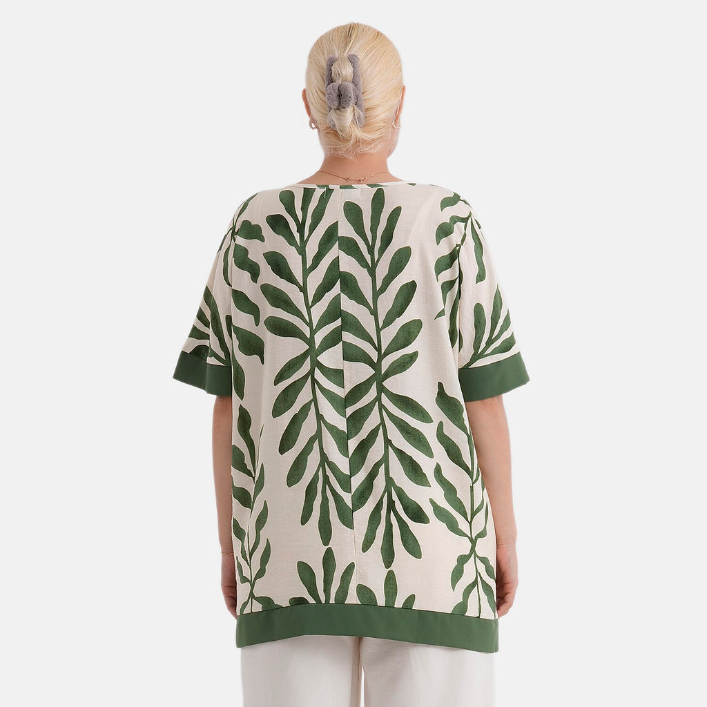- Maisi Leaf Print Round-Neck Short Sleeve Top (Size L-XL) - Green