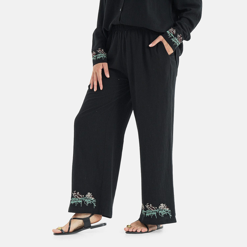 - Maisi Linen Blend Wide leg Trousers with Floral Embroidery (Size M) - Black