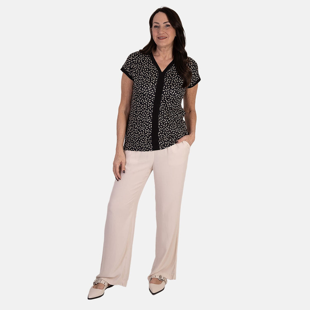 - Maisi Soft-Touch Printed V-neck Top (Size XL) - Black
