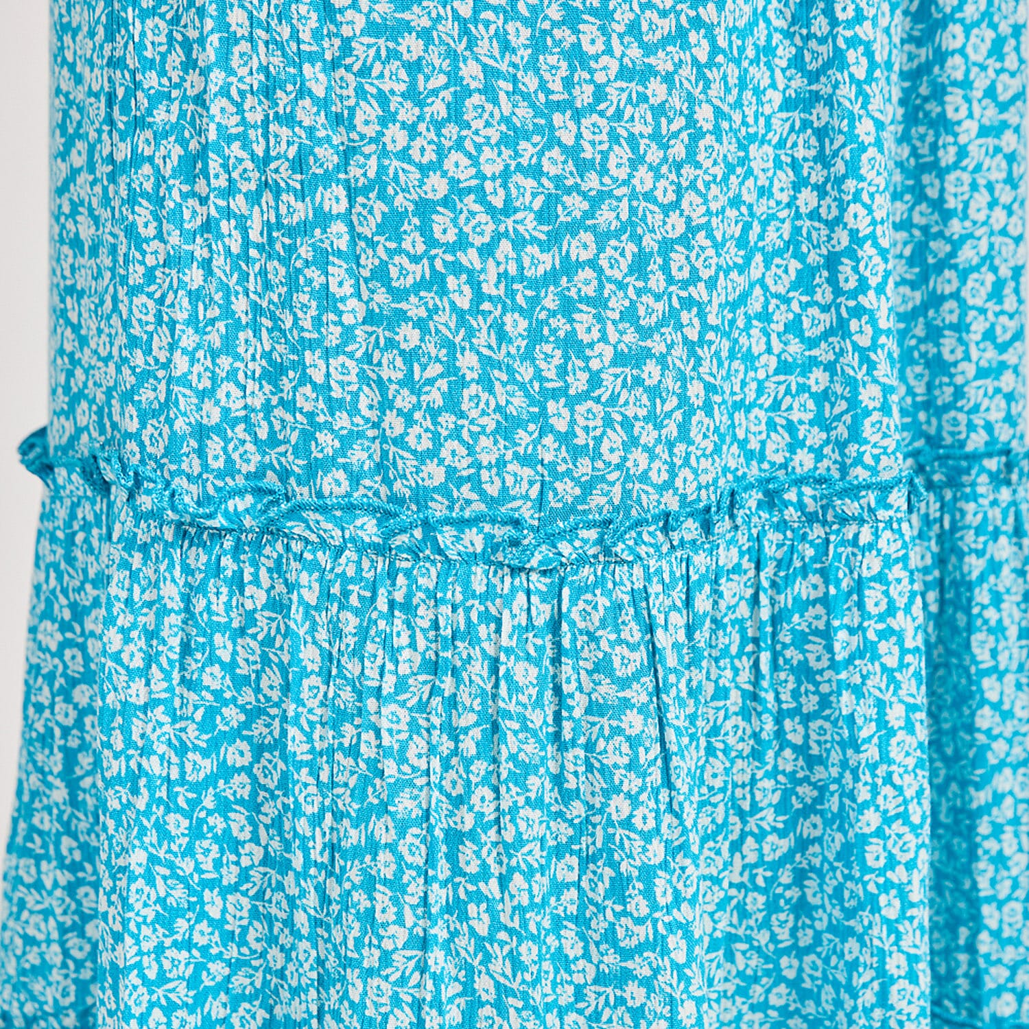 Mudflower Ditsy Floral Print Tiered Midi Dress with Puff Sleeves (Size 14) - Blue