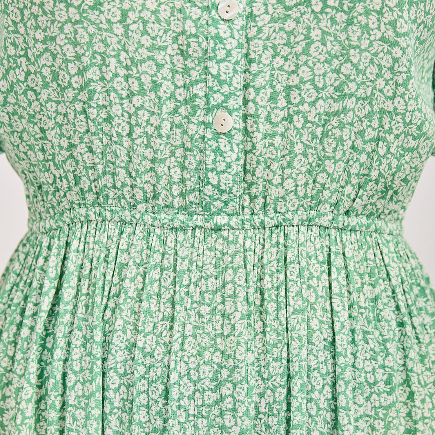 Nabella Ditsy Flower Print Midi Dress with Tiered Skirt (Size 12) - Green