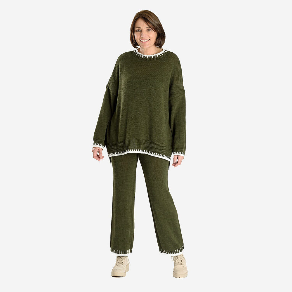 Women’s Knitted Cropped Wide-Leg Trousers with Contrast Stitch Hem