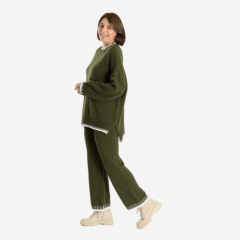 Women’s Knitted Cropped Wide-Leg Trousers with Contrast Stitch Hem