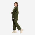 Women’s Knitted Cropped Wide-Leg Trousers with Contrast Stitch Hem