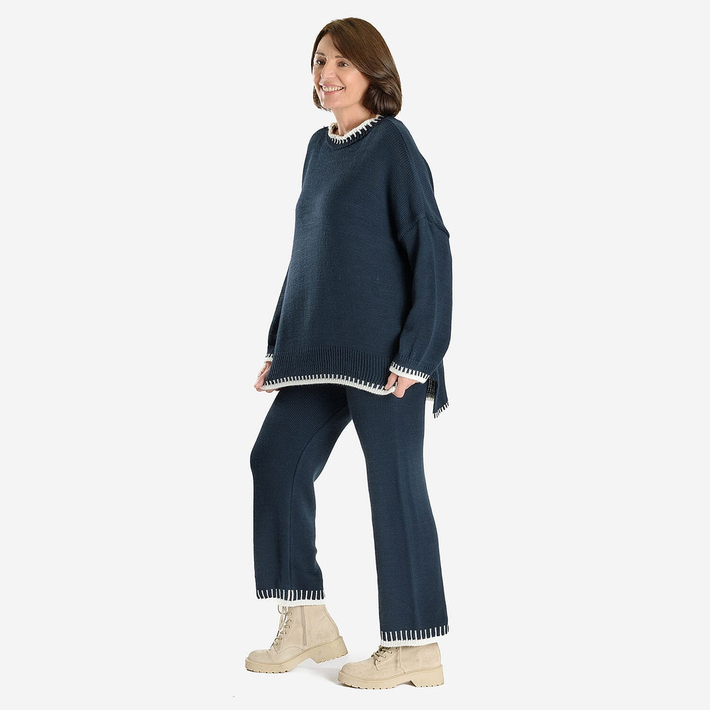 Women’s Knitted Cropped Wide-Leg Trousers with Contrast Stitch Hem