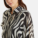 Nova of London Lightweight Zebra Printed Shirt (One Size) - Black