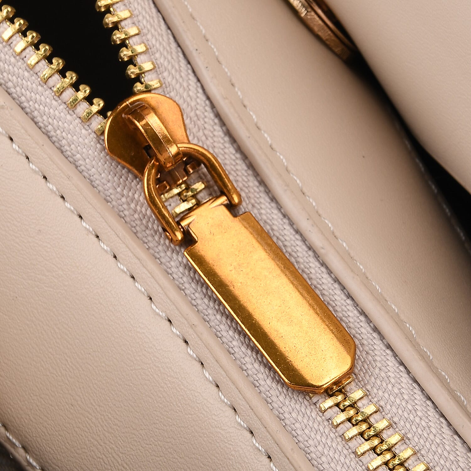 Womens Quilted Handbag with Adjustable Shoulder Strap - Beige