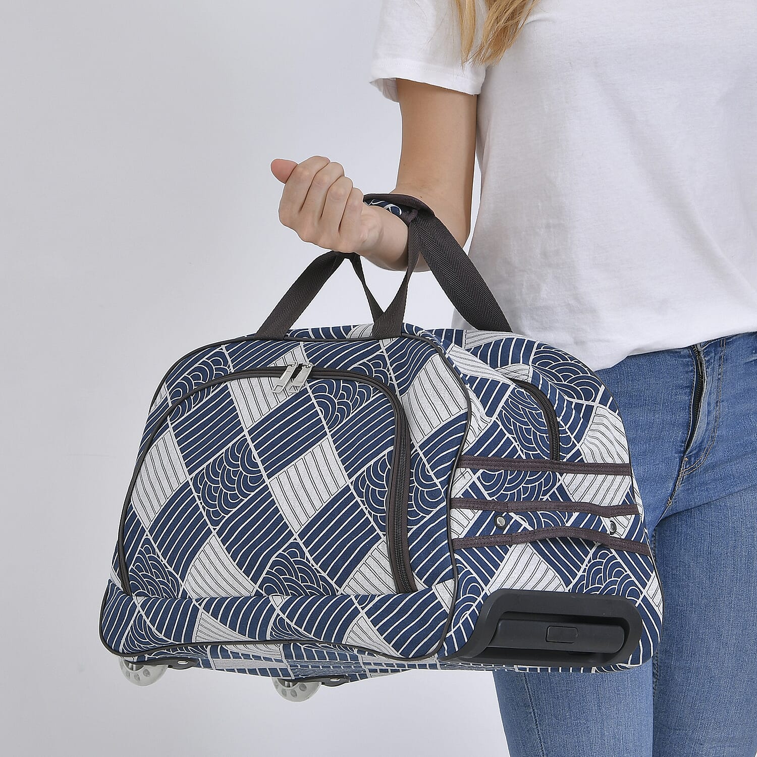 Passage Stripe Pattern Travel Bag with Adjustable Handle - Wheel - Black - White