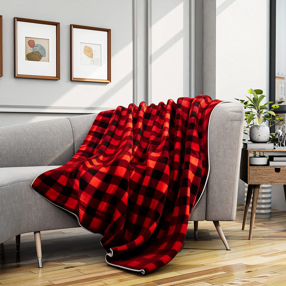 Super Soft Faux Fur Sherpa Double Layer Red Checkered Blanket (Size 150x200cm).