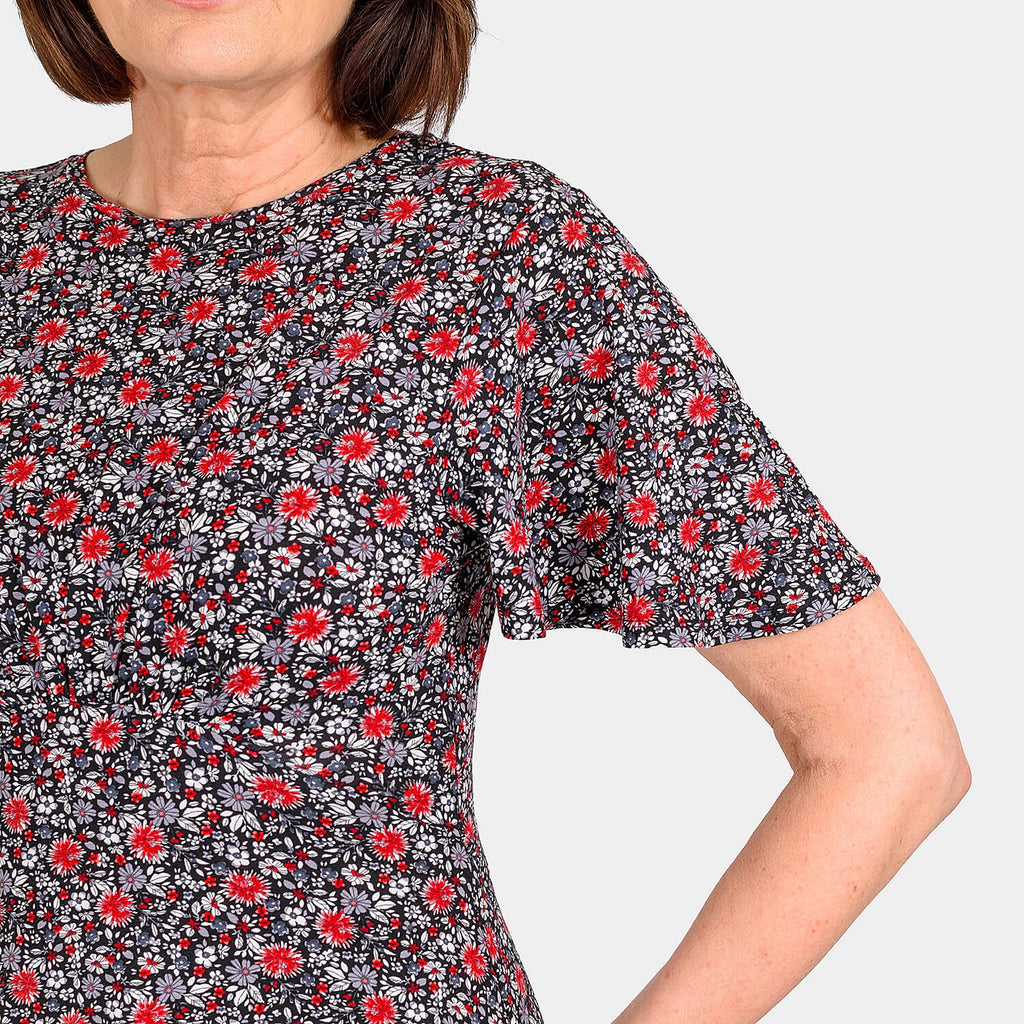 Closeout Deal - Floral Printed Maxi Dress (Size 22) - Red & Black